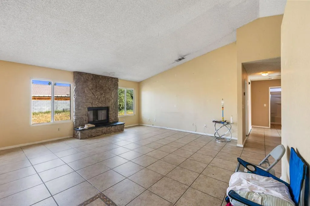 68110 Empalmo Road, Cathedral City, California 92234 home-pic-12