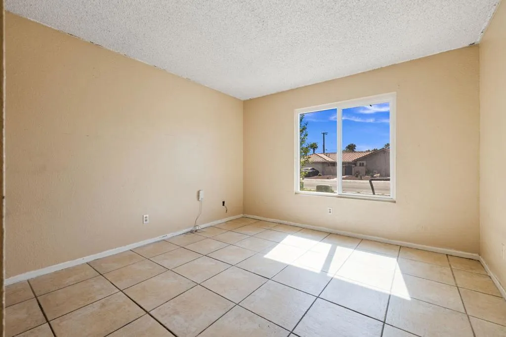 68110 Empalmo Road, Cathedral City, California 92234 home-pic-16