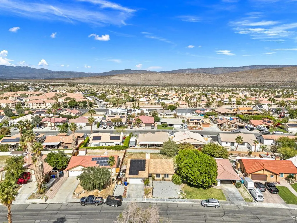 68110 Empalmo Road, Cathedral City, California 92234 home-pic-43