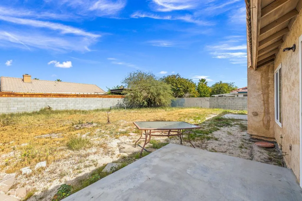 68110 Empalmo Road, Cathedral City, California 92234 home-pic-33