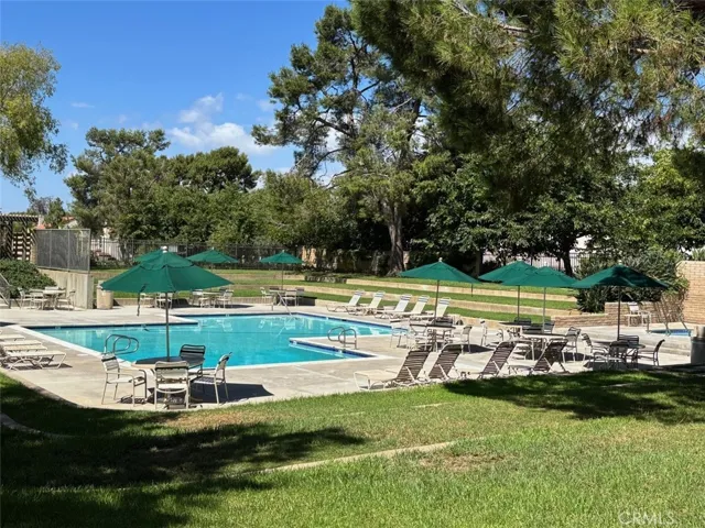 Community pool and spa

