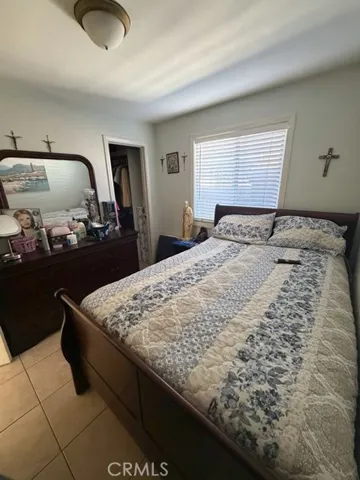 Bedroom Pic 2