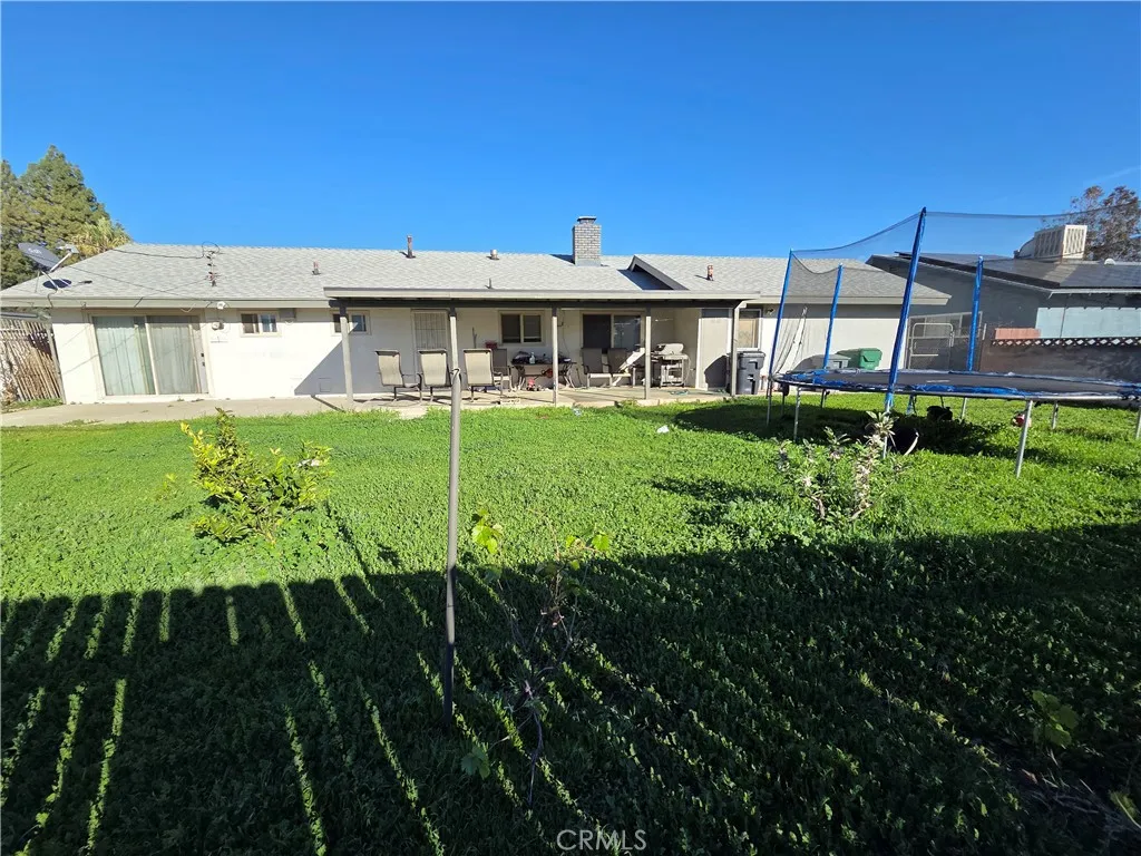 1181 Chestnut, Beaumont, California 92223 home-pic-19