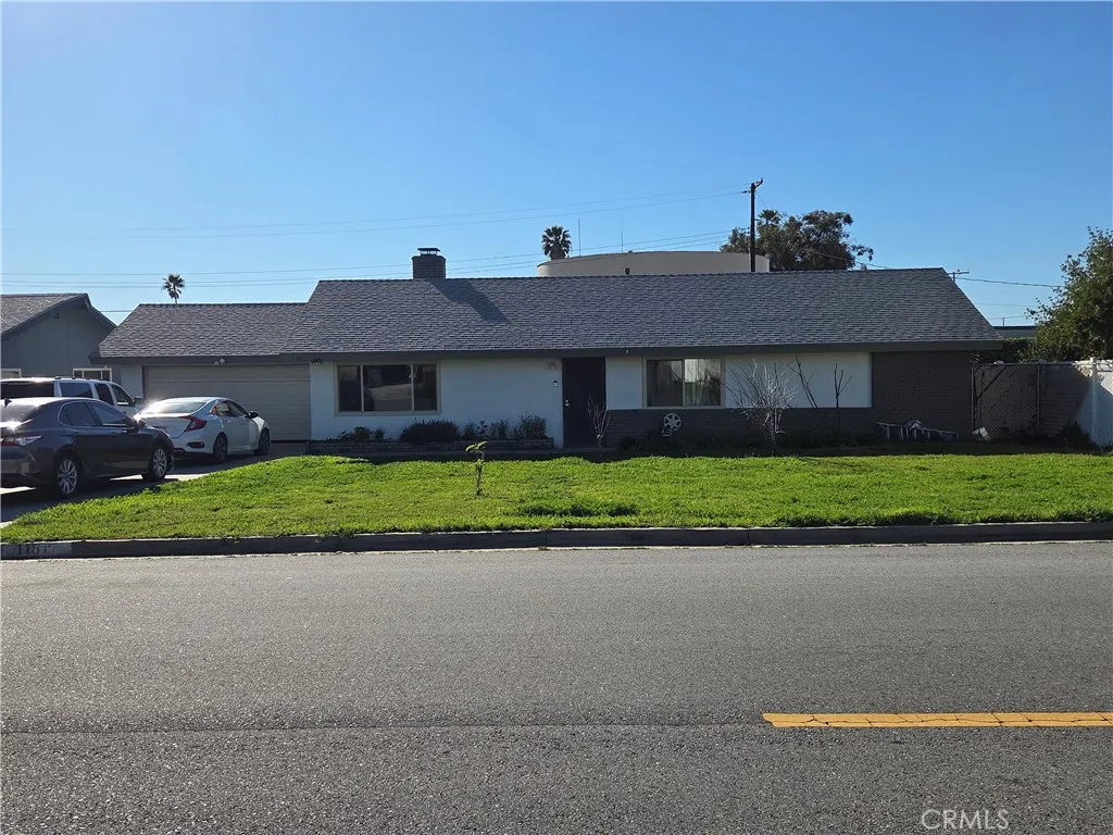1181 Chestnut, Beaumont, California 92223 home-pic-1