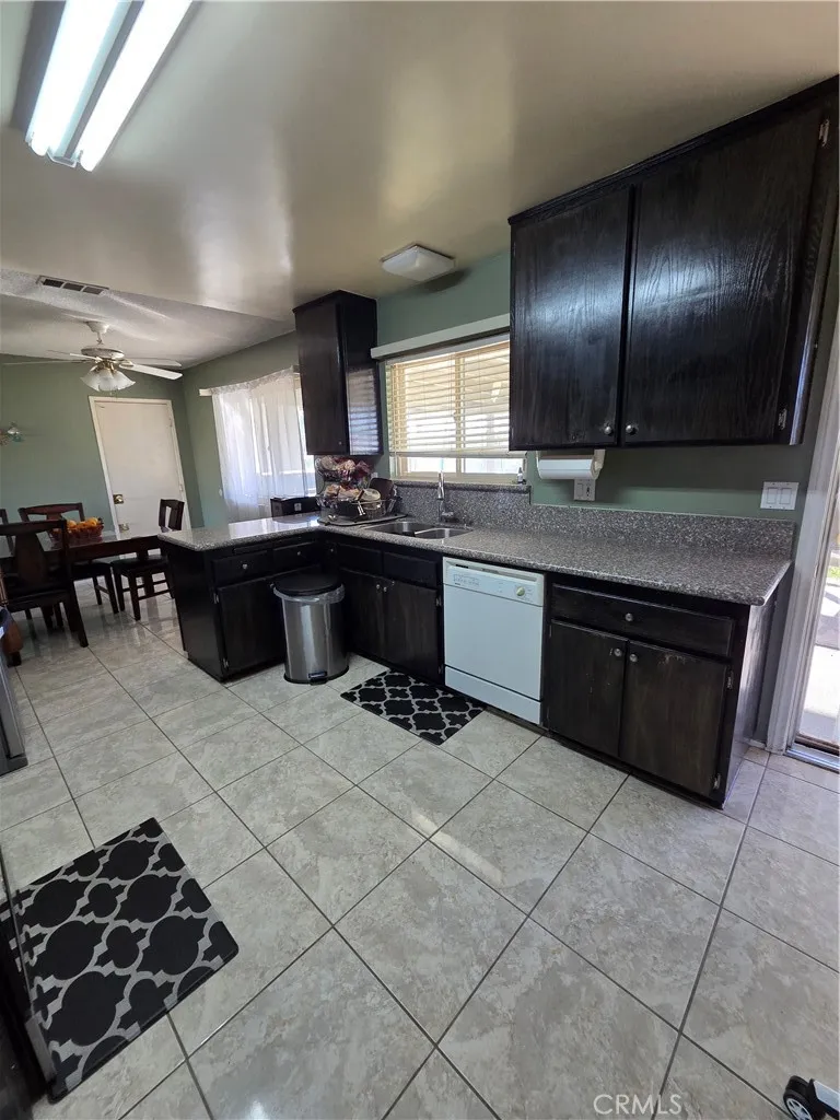 1181 Chestnut, Beaumont, California 92223 home-pic-5