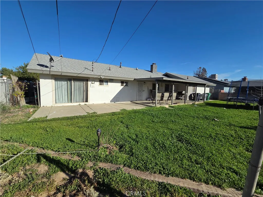1181 Chestnut, Beaumont, California 92223 home-pic-18