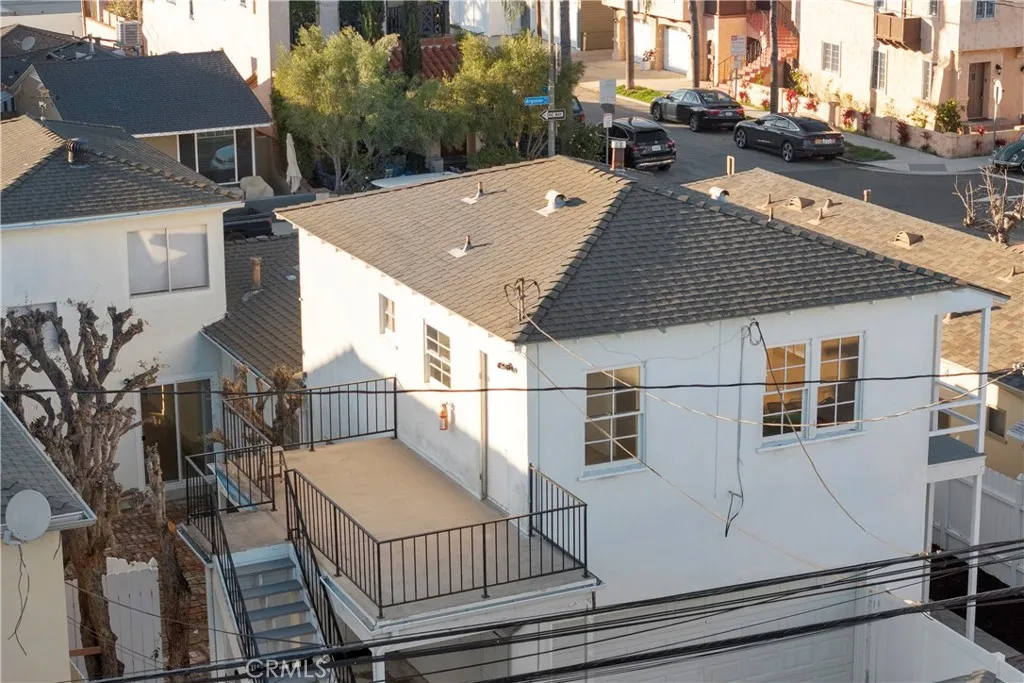 74 Argonne, Long Beach, California 90803 home-pic-19