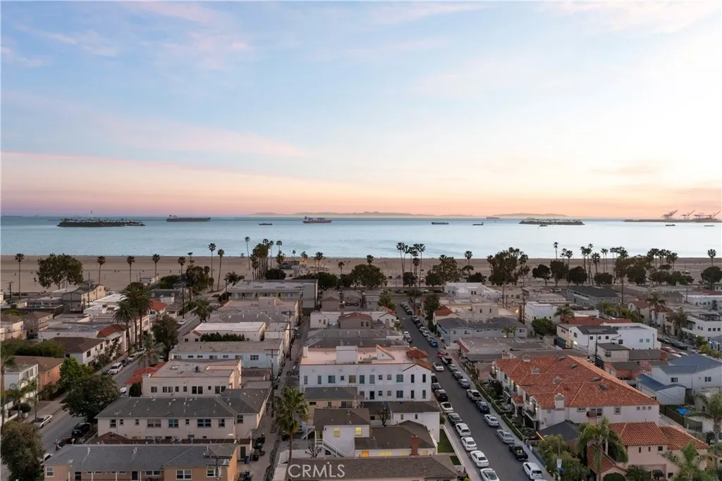 74 Argonne, Long Beach, California 90803 home-pic-27