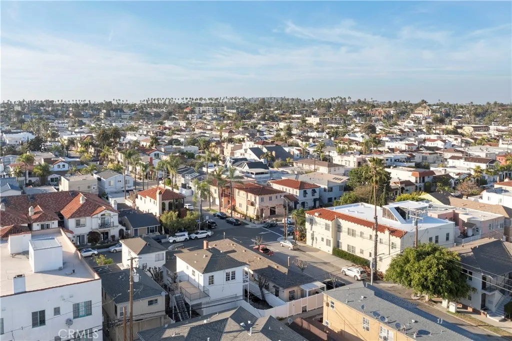 74 Argonne, Long Beach, California 90803 home-pic-24