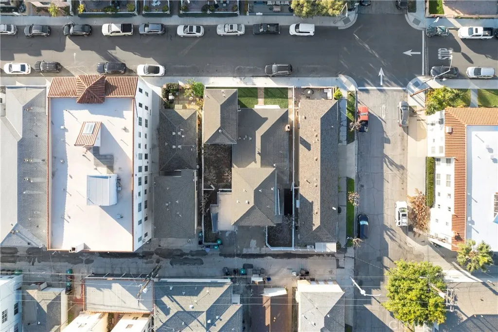 74 Argonne, Long Beach, California 90803 home-pic-21