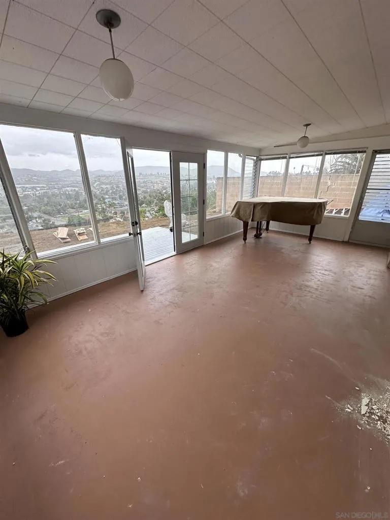 3246 Grand Ave, San Marcos, California 92078 home-pic-5