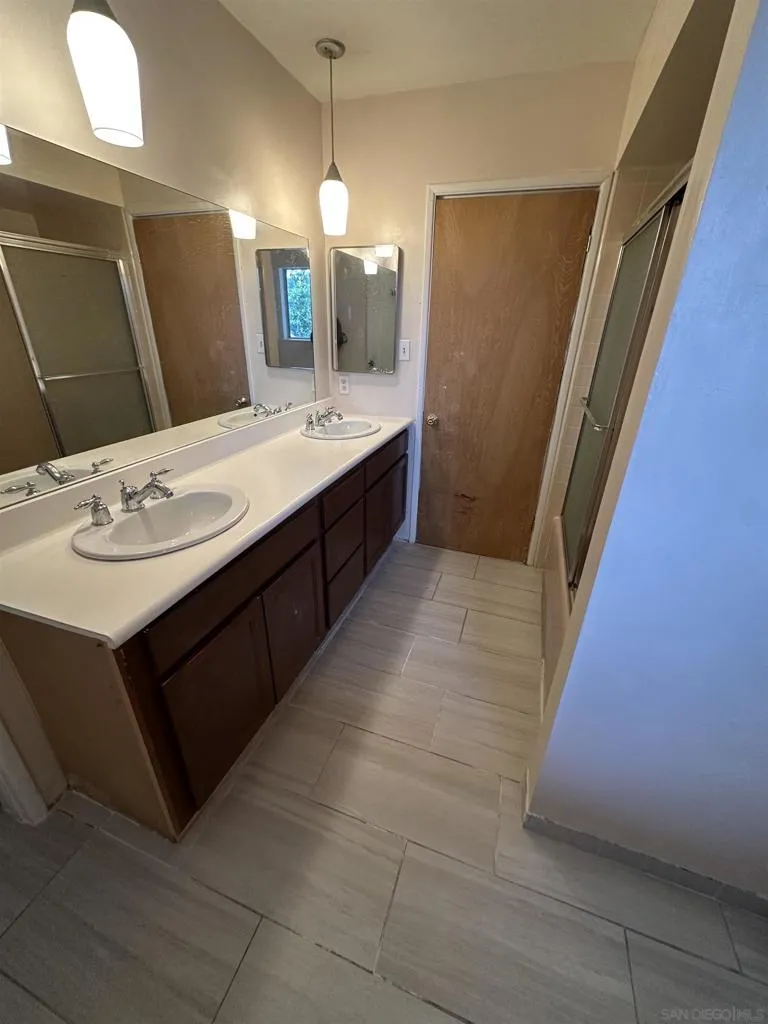 3246 Grand Ave, San Marcos, California 92078 home-pic-11