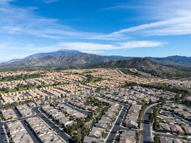 1563 Quiet Creek, Beaumont, California 92223