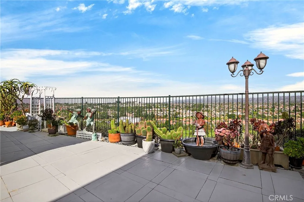 1921 S Mangrum Court, La Habra, California 90631 home-pic-6