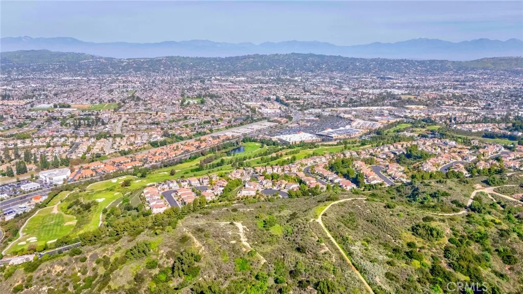 1921 S Mangrum Court, La Habra, California 90631 home-pic-11