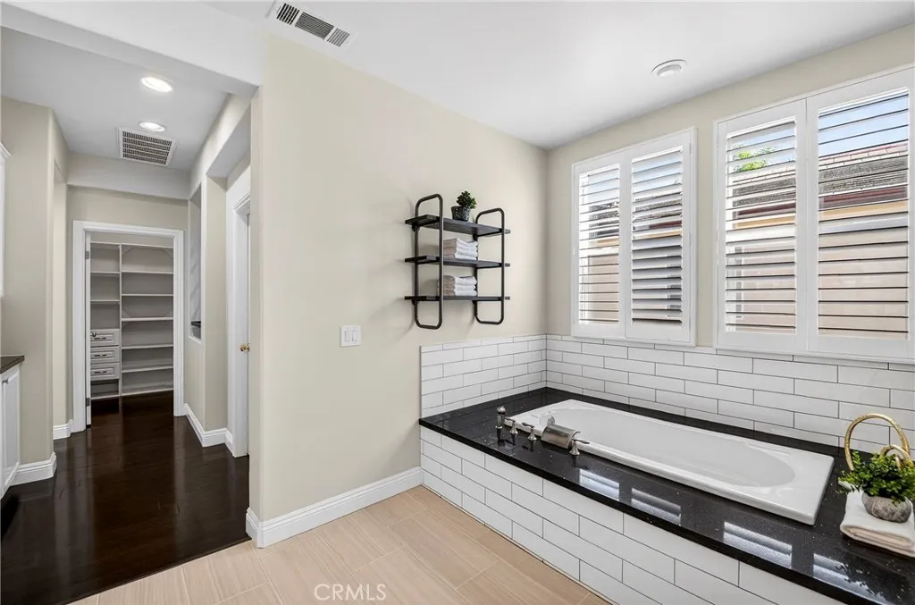 1921 S Mangrum Court, La Habra, California 90631 home-pic-34