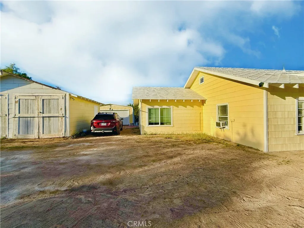 13346 Holly Street, Trona, California 93562 — photo 5