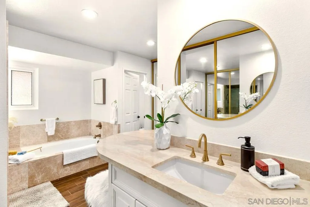 3426 Millikin Ave, San Diego, California 92122 home-pic-17