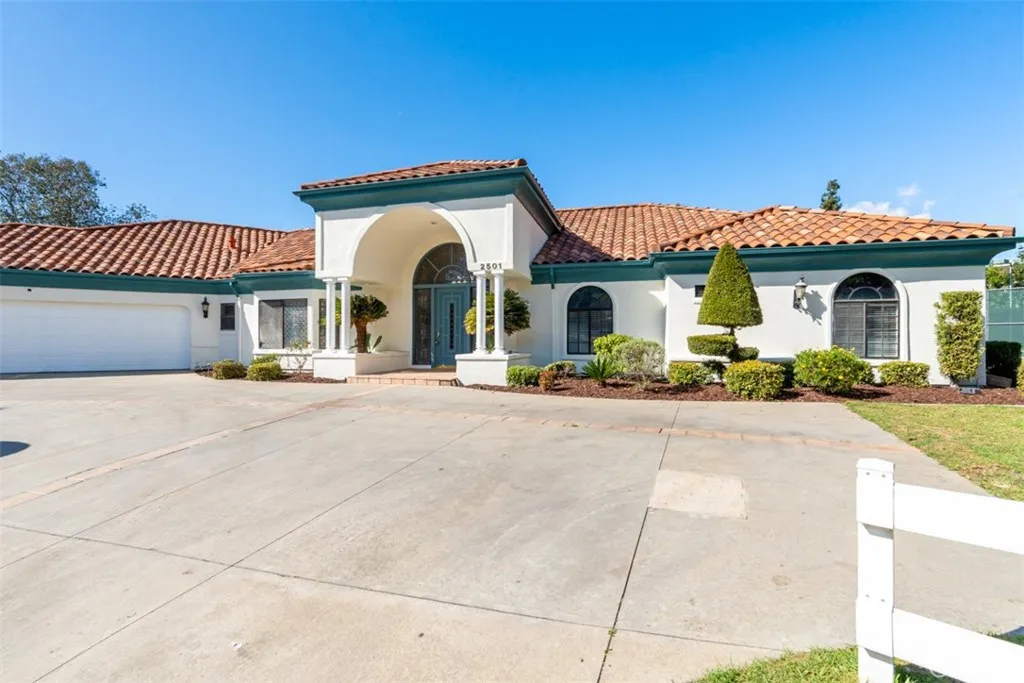 2501 Reata Pl, Diamond Bar, California 91765 home-pic-2