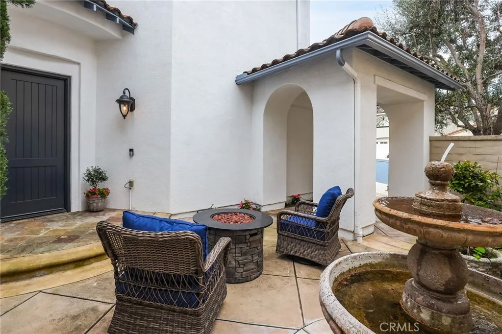 18692 Calera Drive, Huntington Beach, California 92648 home-pic-7