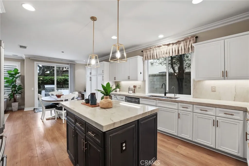 18692 Calera Drive, Huntington Beach, California 92648 home-pic-30
