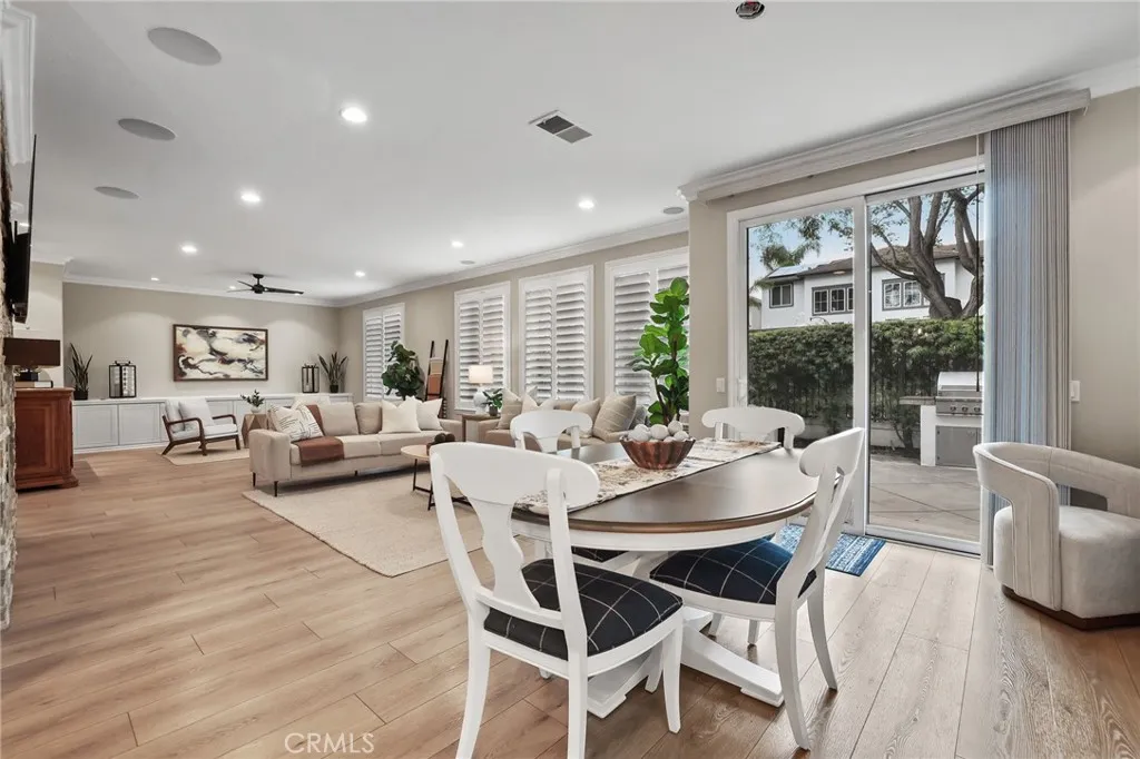 18692 Calera Drive, Huntington Beach, California 92648 home-pic-36