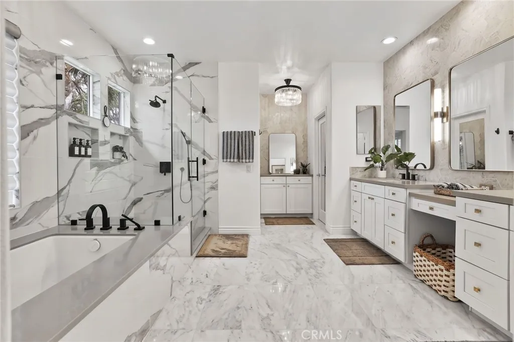 18692 Calera Drive, Huntington Beach, California 92648 home-pic-46
