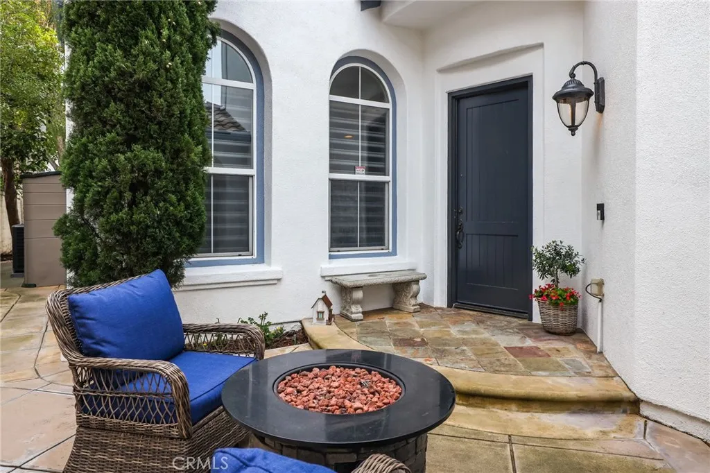 18692 Calera Drive, Huntington Beach, California 92648 home-pic-5