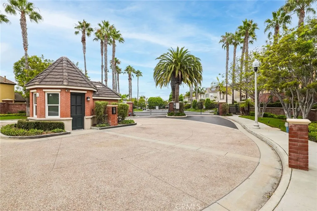 18692 Calera Drive, Huntington Beach, California 92648 home-pic-73