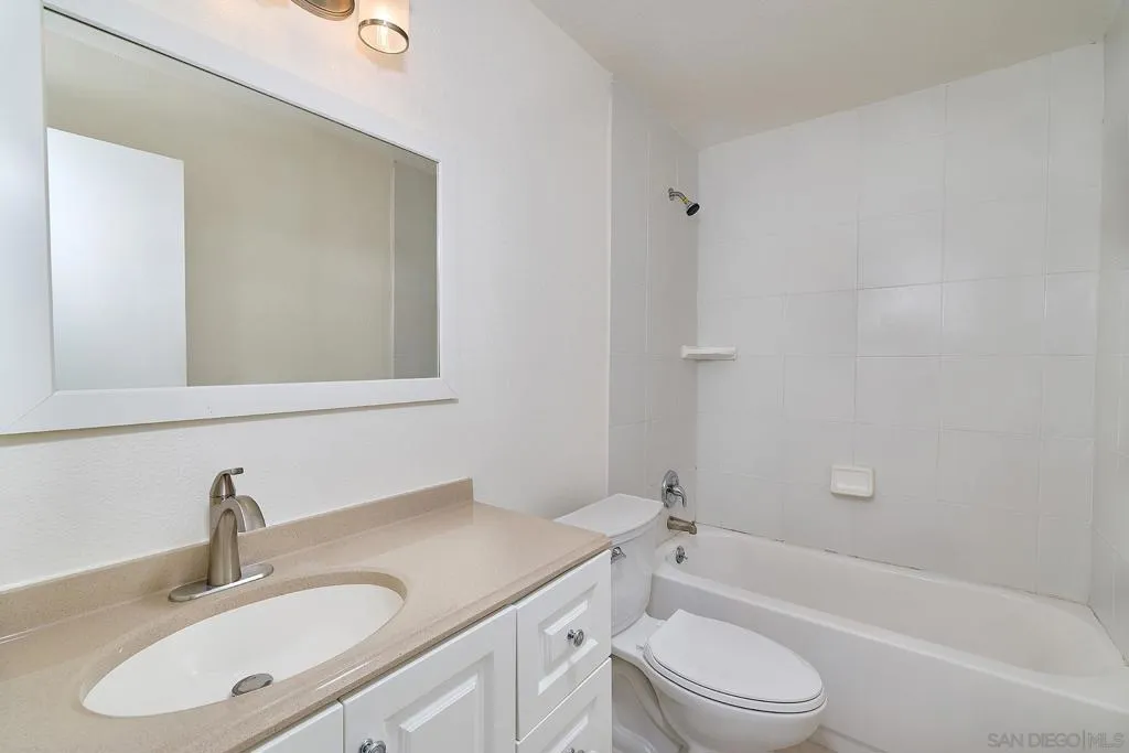 6780 Friars 154, San Diego, California 92108 home-pic-11