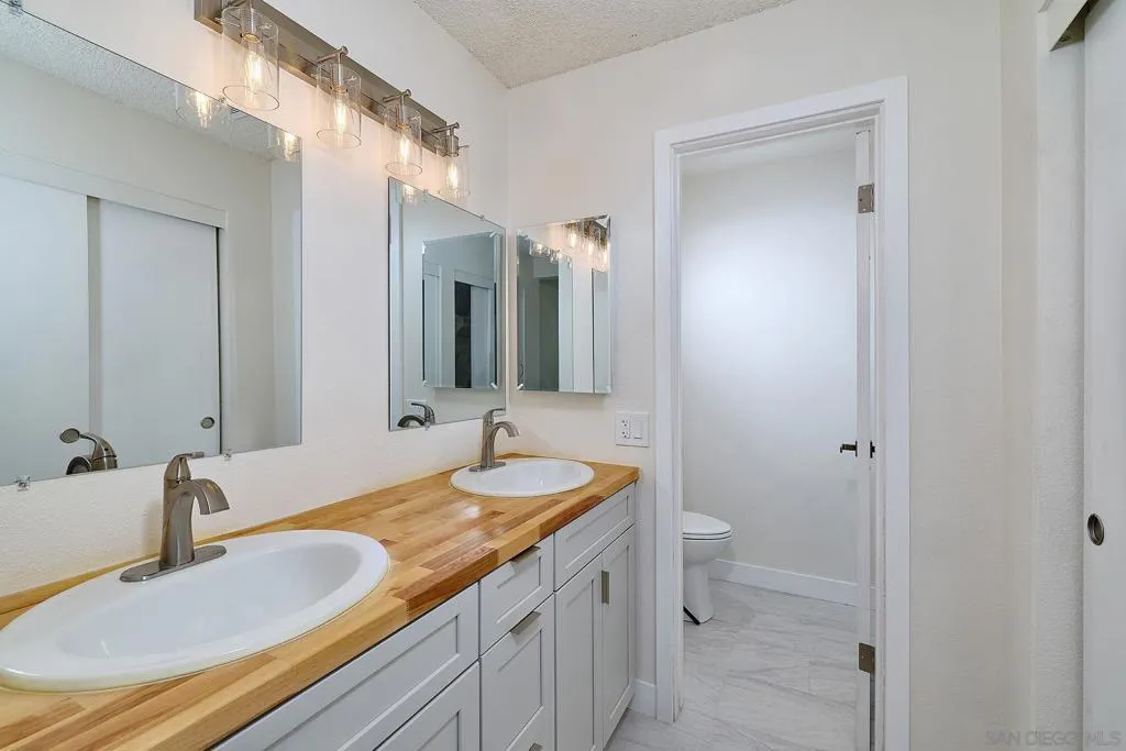 6780 Friars 154, San Diego, California 92108 home-pic-14