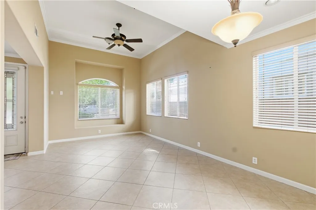 6958 Amigo, Reseda, California 91335 home-pic-5