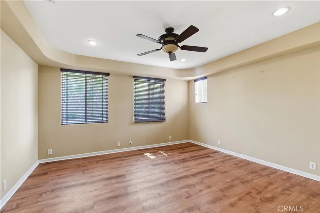 6958 Amigo, Reseda, California 91335 home-pic-19