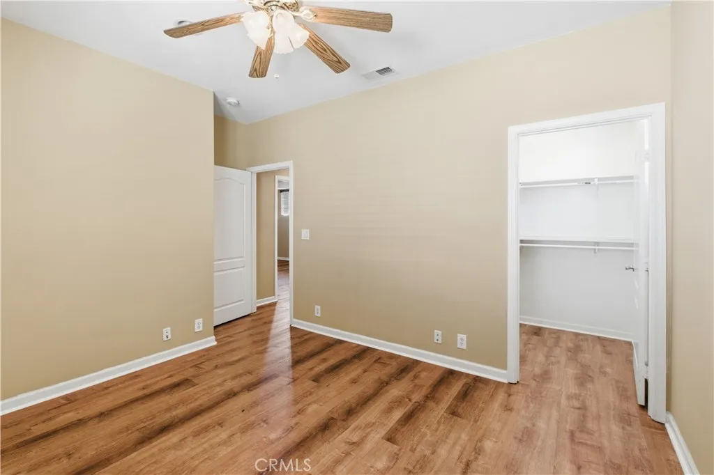 6958 Amigo, Reseda, California 91335 home-pic-18
