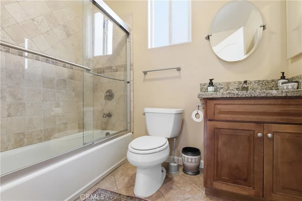 6958 Amigo, Reseda, California 91335 home-pic-12