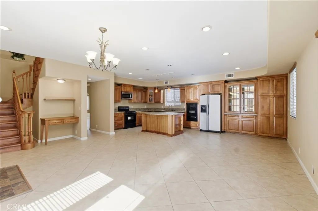 6958 Amigo, Reseda, California 91335 home-pic-8