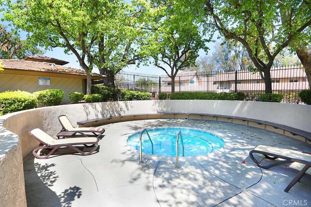 Homeowners' Association Spa/Hot Tub