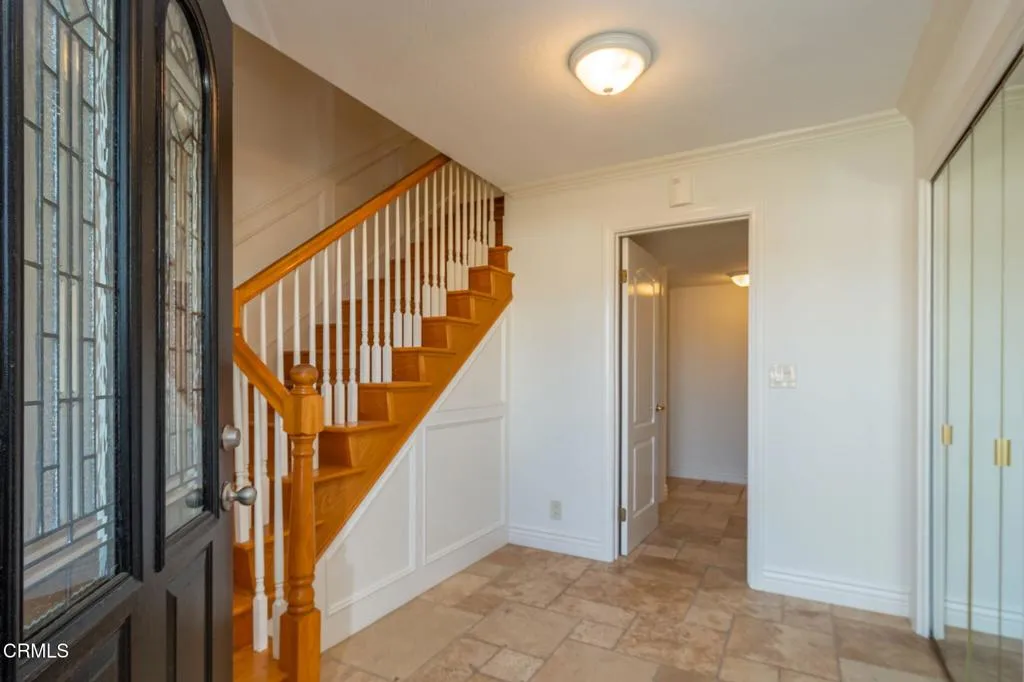 273 Gorrion Avenue, Ventura, California 93004 home-pic-8