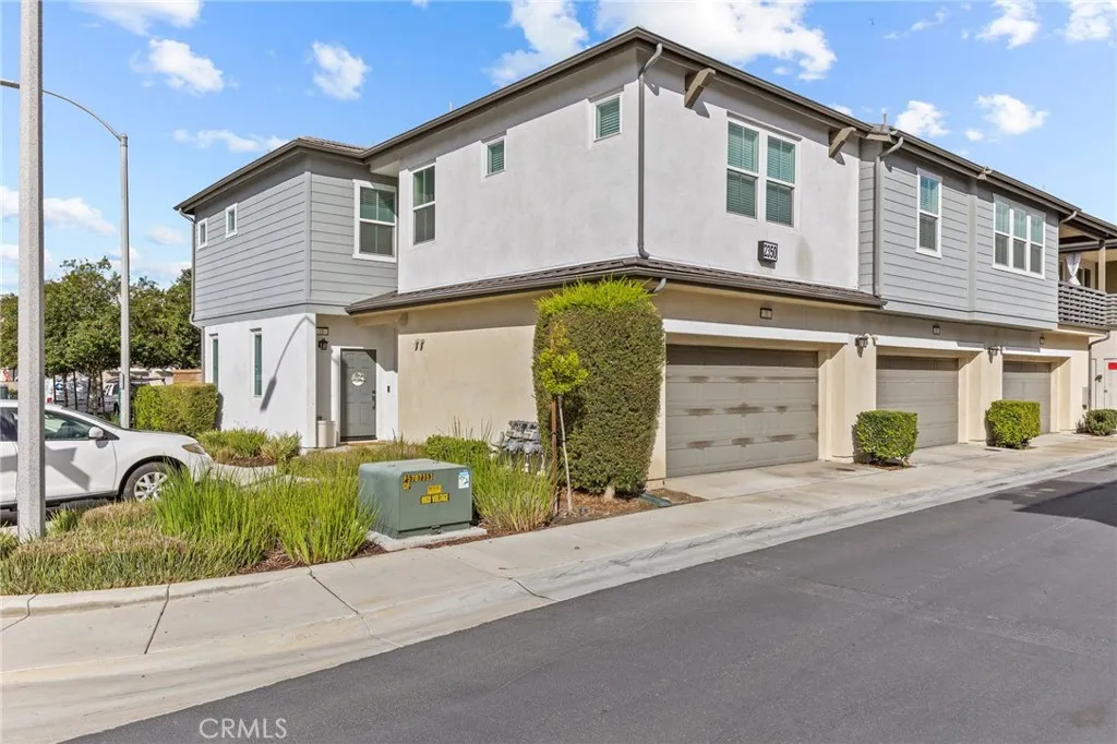 2350 S Via Esplanade 31, Ontario, California 91762 home-pic-40
