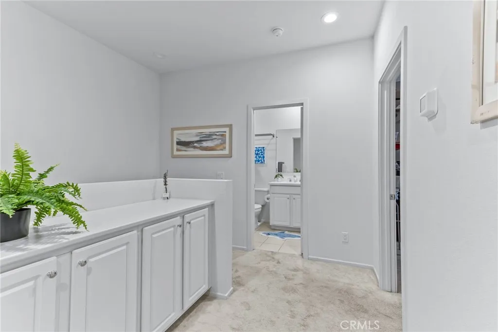 2350 S Via Esplanade 31, Ontario, California 91762 home-pic-17