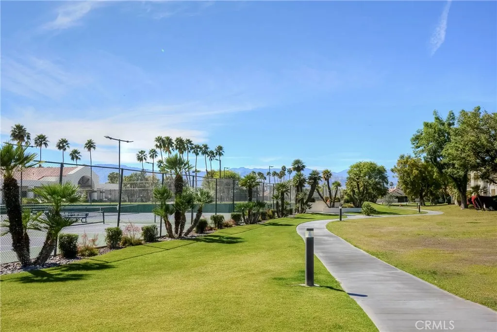 43756 Avenida Alicante, Palm Desert, California 92211 home-pic-33