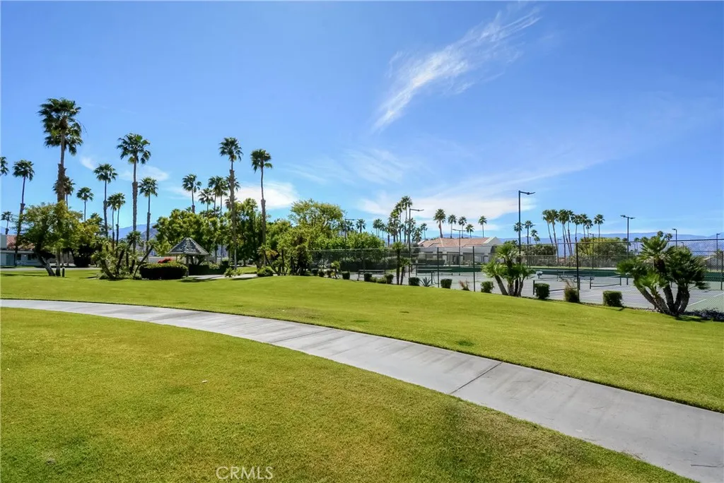 43756 Avenida Alicante, Palm Desert, California 92211 home-pic-34