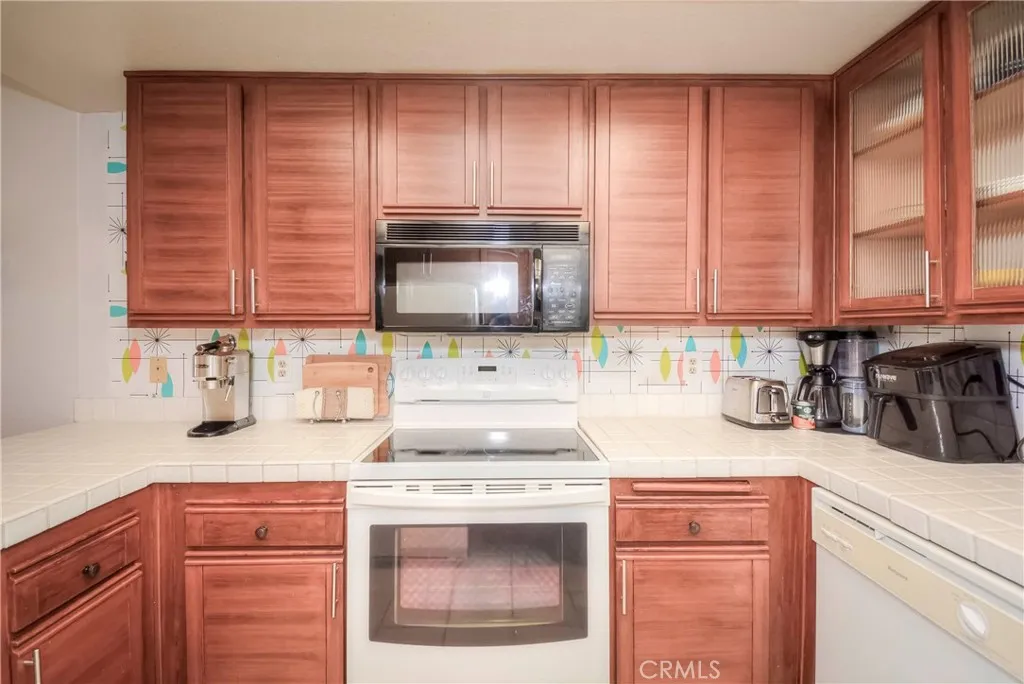 43756 Avenida Alicante, Palm Desert, California 92211 home-pic-14