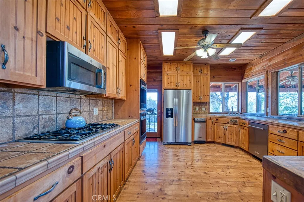 36039 Cranmore Ln., Auberry, California 93602 home-pic-40