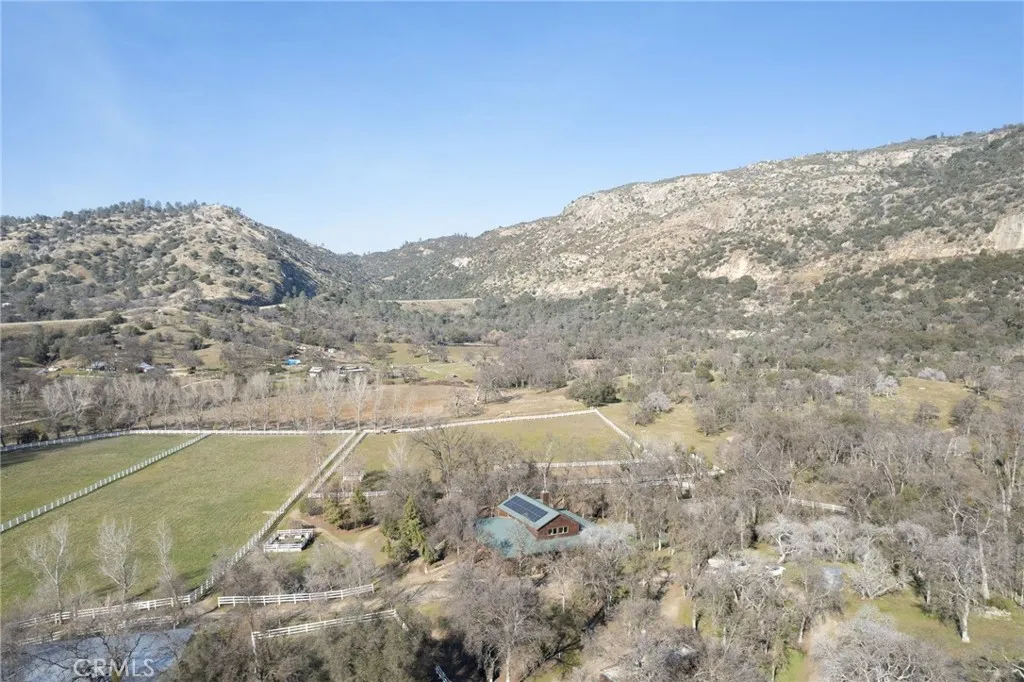 36039 Cranmore Ln., Auberry, California 93602 home-pic-27