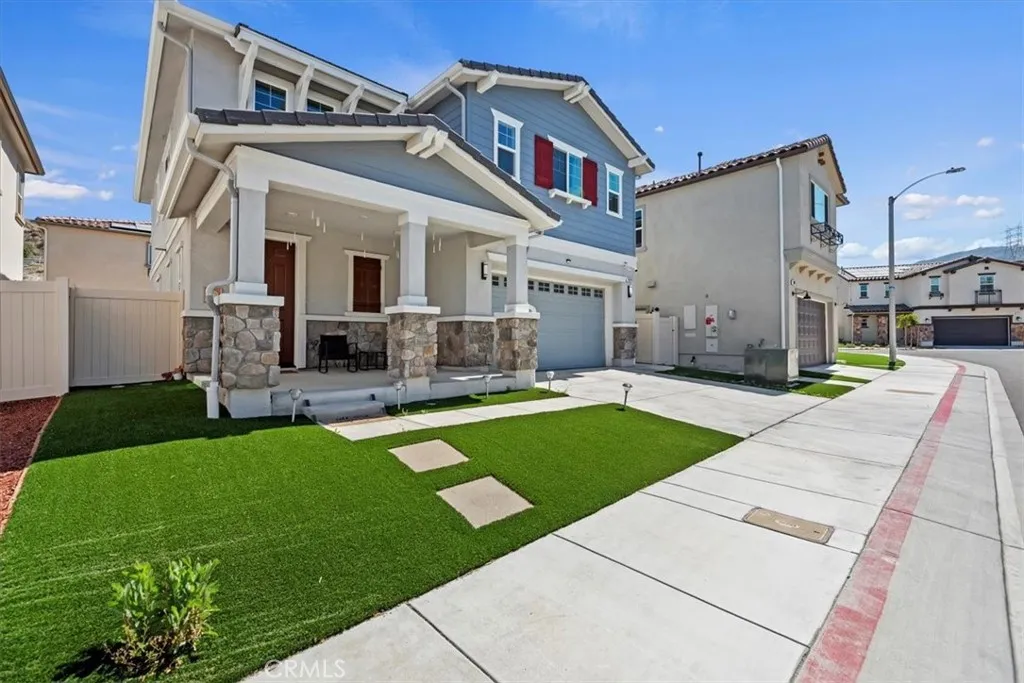 20911 Jennings Way, Newhall, California 91321 home-pic-3