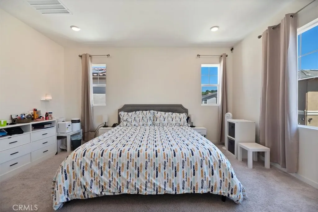 20911 Jennings Way, Newhall, California 91321 home-pic-37