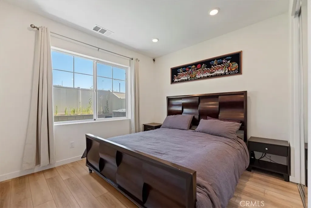 20911 Jennings Way, Newhall, California 91321 home-pic-22