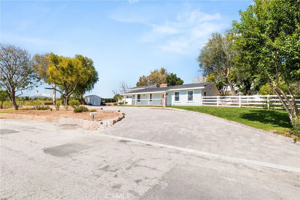 1208 E 42nd, San Bernardino, California 92404 home-pic-4