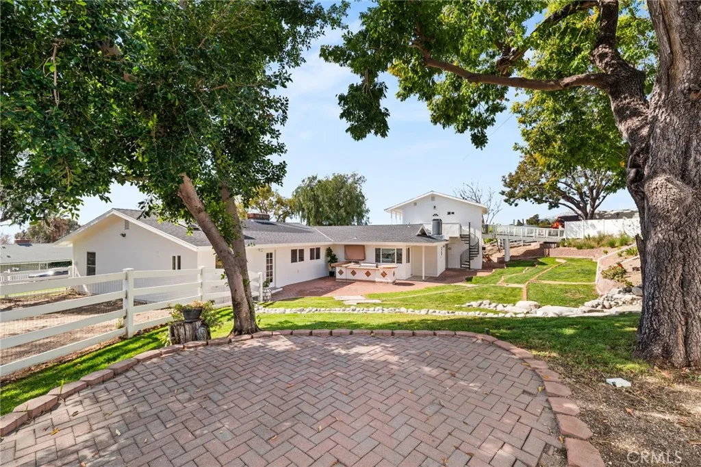 1208 E 42nd, San Bernardino, California 92404 home-pic-33